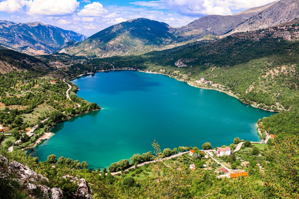 Bell’Abruzzo: Un’Esperienza Unica tra Montagna, Mare e Tradizioni