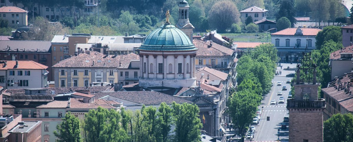 Bergamo Alta: Un Tuffo nel Medioevo sopra le Mura Venete